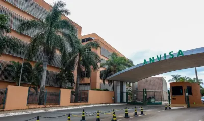 Imagem da notícia Anvisa manda recolher antibióticos e soro fisiológico por desvio de qualidade